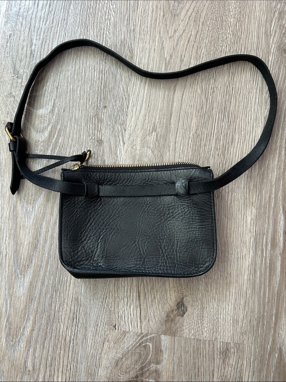 Madewell Black Leather Crossbody with Gold Hardware - Picture 3 of 5